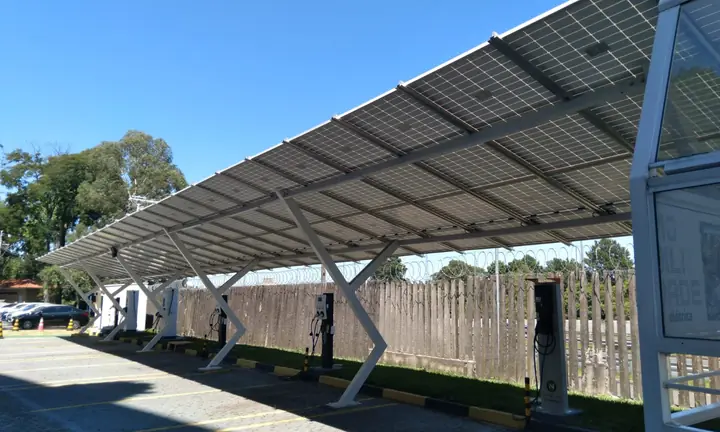 Projeto 11 de carport solar instalado pela Fotovoltaica Rio Preto